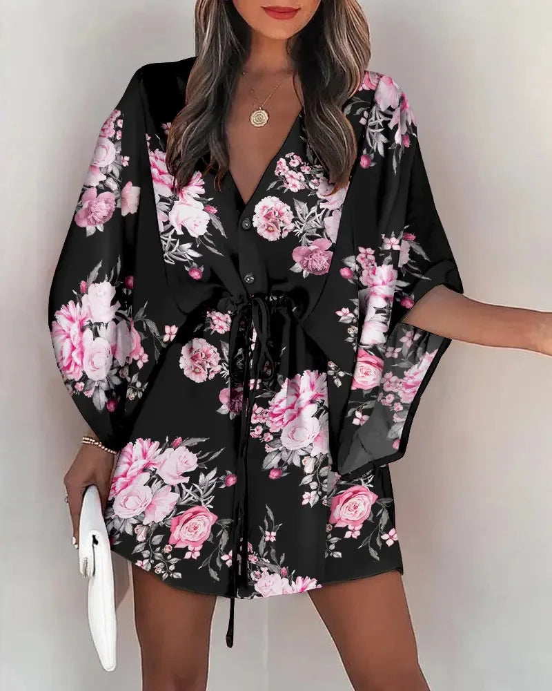 2 Fashion Print V-Neck Lace